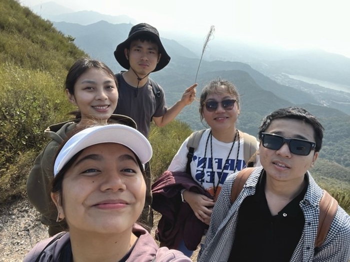A Hike to Pat Sin Leng Country Trail with Myanmar Students