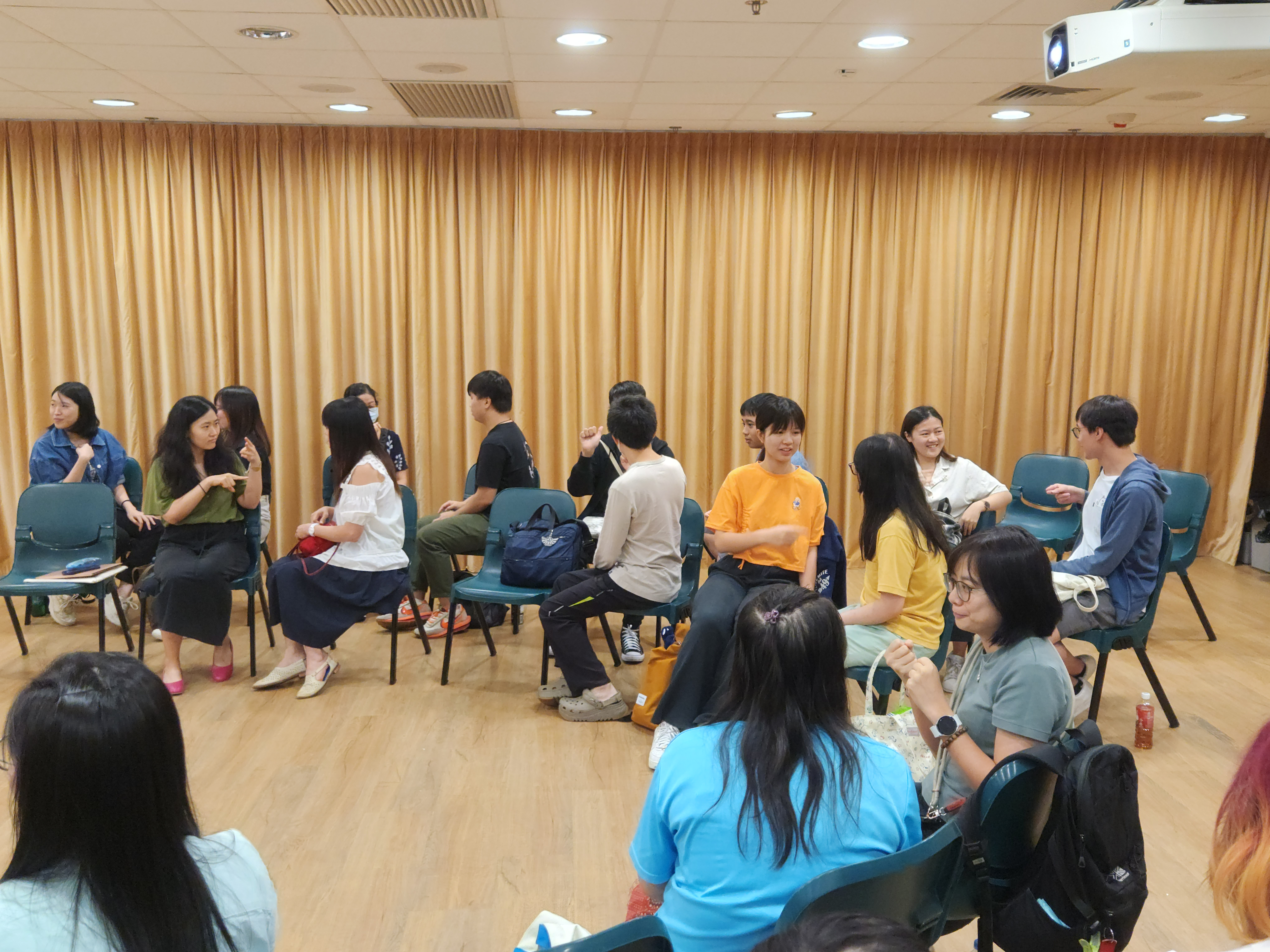 Hong Kong Sign Language Course