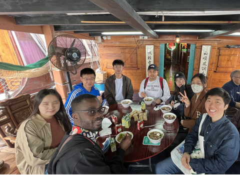 Image of [NTTIH] Guided Boat Tour of Fishing Village (Aberdeen Harbour)